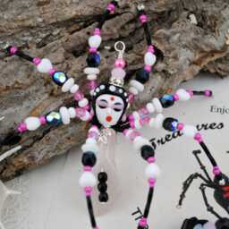 Pink Rose Quartz Calla Lily Flower Oriental Bindi Girl Lamp Work Beaded Christmas Spider Ornament Legend Holiday Ornament, Decoration - thumbnail 2