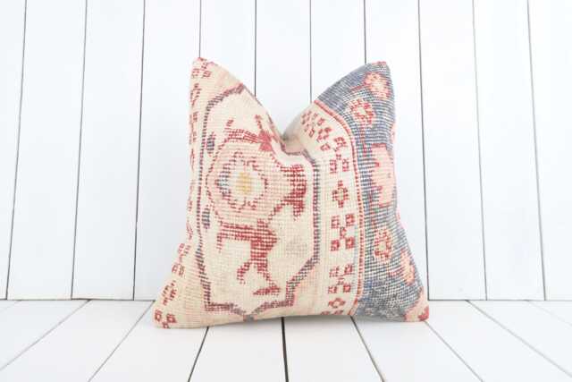 Handmade Turkish Kilim Pillow Cover Vintage Anatolian Design - 16x16 - image 1