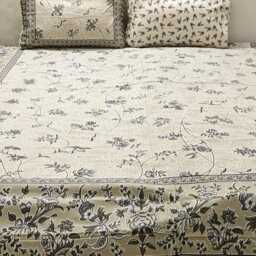 Floral Printed Cotton Flat/Fitted Double Bedsheet With 2 Reversible Pillow Covers, Pure Bedding Set, Queen Set On Sale - thumbnail 3