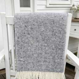 Blanket/Throw, 100% Pure New Wool, Donegal Grey, With Fringed Edge 140x220cms - thumbnail 2