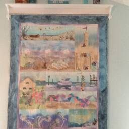 Wall Hanging Quilt Rack Wood Tapestry Display Shelf & Blanket Storage - thumbnail 3