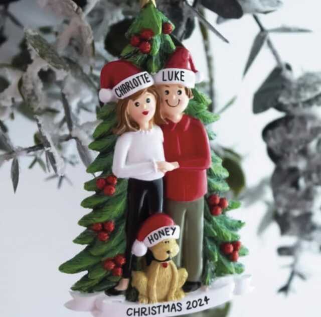 Personalized Christmas Ornament Couple With Pet, Resin Decoration - image 1