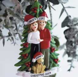 Personalized Christmas Ornament Couple With Pet, Resin Decoration - thumbnail 1