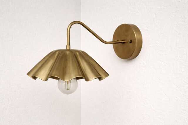 Vintage Brass Ruffle Shade Mid Century Modern Flower Scalloped Wall Sconce Curved Arm Lamp Art Deco Fixture - image 1