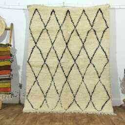 Beniourain Handmade Moroccan Wool Rug Steel White Tufted Berber Rug - thumbnail 4