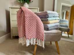 Hand-Woven Recycled Cotton Chevron Throw Blanket Fringed Design - thumbnail 1