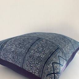 Accent Cushions Sofa-Pillow Blue Batik Textile Decorative Hand-Painted Cushion Cover Throw Pillows Hmong Textiles - thumbnail 4