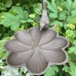 Bird Feeder Flower Stake - Dish Table Birdbath Cast Iron Garden Gift Ornament - thumbnail 2