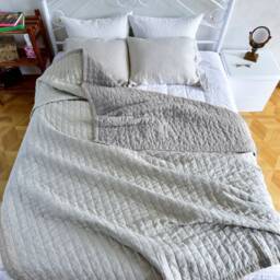Custom Two-Tone Stonewashed Linen Quilt - Organic Winter Blanket - thumbnail 2