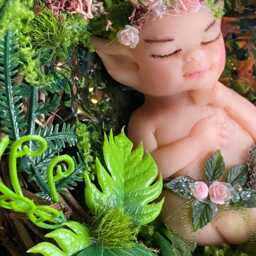 Handmade Clay Baby Fairy in Her Cosy Bed - thumbnail 4