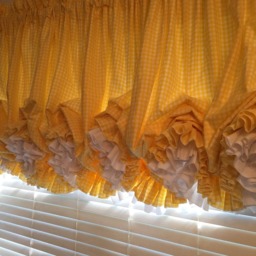 Yellow Gingham Double Ruffle Balloon Curtain - thumbnail 2