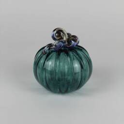 Pine Green & Gold Handblown Decorative Glass Pumpkin - thumbnail 4