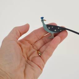 Hand Carved Wooden Bird Figurines, Toucan, Peacock, Pelican - thumbnail 3