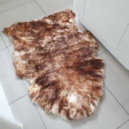 Natural Sheepskin Rug, Tan Brown Cream Pelt - 130x90cm - thumbnail 1