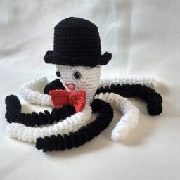Crochet Octopus - thumbnail 2