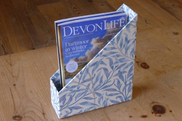 William Morris Magazine Holder in Willow Blue - Office Collection & Stationery Handmade England - image 1