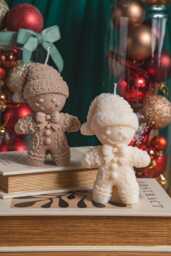 Gingerbread Man - Soy Wax Candle Christmas Holiday Decor - thumbnail 1