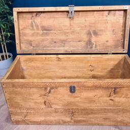 Rustic Wooden Chest, Blanket Box, Ottoman. Bespoke Sizes Available - thumbnail 4