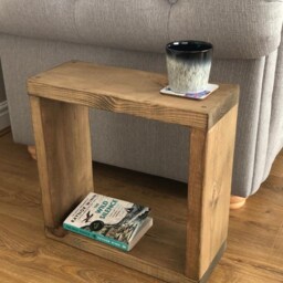 Handcrafted Chunky Solid Wooden Side/ End Table Rustic Oak Finish - thumbnail 3