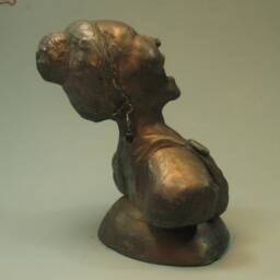 Aretha - Bust Tribute To Franklin Hydrocal With Bronze Patina - thumbnail 2
