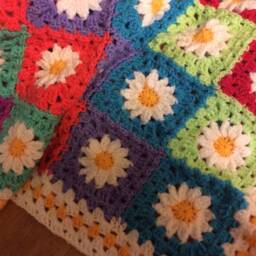 Rainbow Daisy Design Crochet Blanket - thumbnail 2