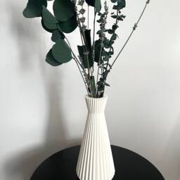 3D Printed Minimalist Flower Vase - 9 Inch Plant-Based Pla Vessel - thumbnail 2