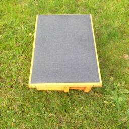 Hedgehog House Feeder - thumbnail 2