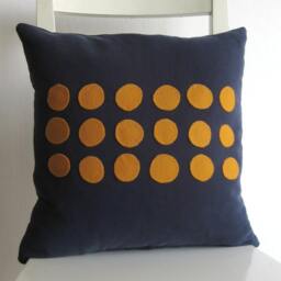 16x16 Cushion - Mustard Yellow Dots On Navy Blue - thumbnail 4