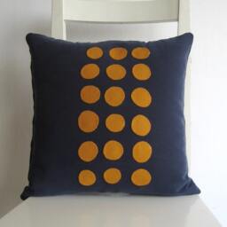 16x16 Cushion - Mustard Yellow Dots On Navy Blue - thumbnail 3