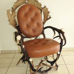 Real Antler Armchair With Fallow Antlers - thumbnail 2