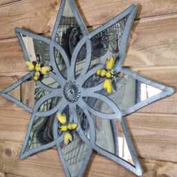 Bumblebee Mirrored Flower Shaped Wall Art Hanging Garden Decor Floral Mirror - thumbnail 3