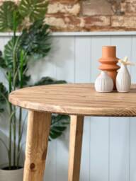 Tria // Mid Century Modern Round Scandinavian Dining Table With Tapered Wood Legs
