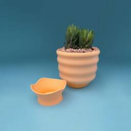 Small Peach Wavy Planter - 3 - thumbnail 2