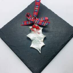 Holly Leaf Set Of 3 With Berries Christmas Decoration, Charm, Silver Holly Leaf Christmas Decoration, Pewter - thumbnail 3