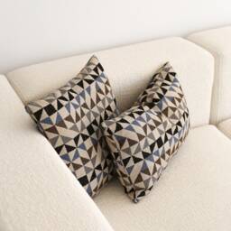 Textured Triangle Patterned Throw Pillow Cover, Any Size Soft Boucle Style Case, Geometric Design Pillow, Cover Only, Boho Home Decor - thumbnail 3