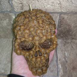 100% Beeswax Skull Candle - 24Oz - thumbnail 2