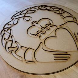 3D Wooden Celtic Claddagh Ring Wall Sign Irish Home Decor - thumbnail 3