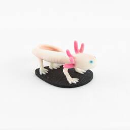 Tiny Axolotl Sculpture Figurine - thumbnail 2