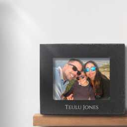 "Welsh Custom Engraved Family Slate Photo Frame -""Teulu [Name]" - thumbnail 4