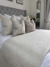 Luxury Cream Bed Runner, Scarf Throw Blanket Comforter Bedspread For Double King & Super Size Bed, Bedding, Bella