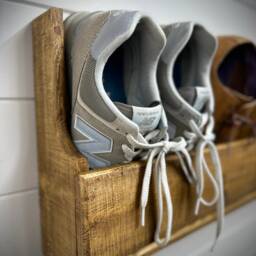 Shaped Wall Mounted Hallway Rustic Shoe Rack - Dark Oak Coloured - thumbnail 3