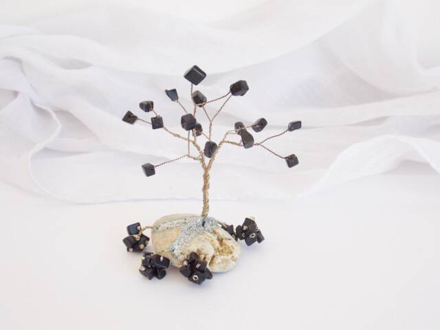 Black Agate Wire Tree Sculpture, Greek Pebble Base - image 1
