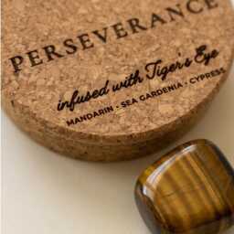 Tiger's Eye Soy Candle, Wooden Wick, Gardenia Mandarin Cypress Aromachology Candle - thumbnail 3