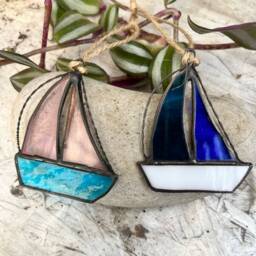 Mini Sailboat Ornament Stained Glass, Gift For Sailor Dad Or Grandpa, Boat Lover Gift, Coastal Ornament, Spring Window Decor, Nautical - thumbnail 3