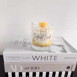 Daffodil Candle, Birthday Gift, Fragranced Handmad Ecoco-Soy Wax Flowers, Luxury Fragranced Cotton Wick 220 Grams - thumbnail 4