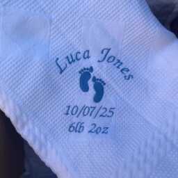 Personalised Baby Shawl Blanket New Shower Birth Announcement Gift Wrapped Boxed Embroidered Newborn - thumbnail 4