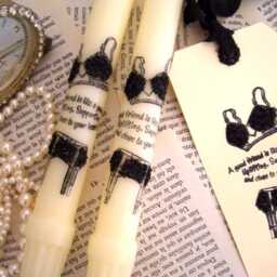 Funny Friendship Cream Taper Candles With Glitter Tag - thumbnail 3