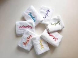 Embroidered Days Of The Week Towels 100% Cotton Hand Towel Set - thumbnail 1