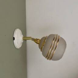 Vintage Tulip Wall Lamp in White & Gold Granite Glass - thumbnail 2