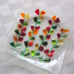 Fused Glass Soap Dish, Blooming Branches Shakuf Design, Red & Green - thumbnail 2